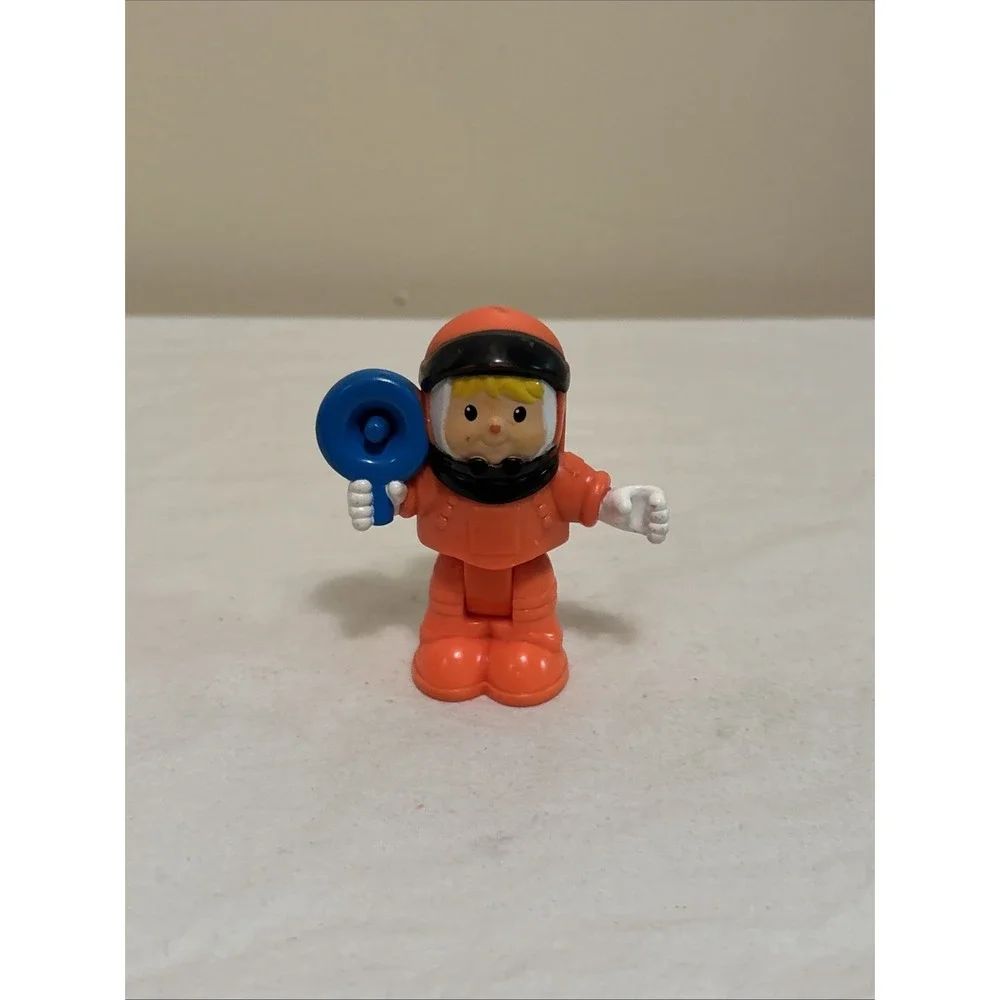 2010 Fisher Price Little People Rumble n Blast Space Ship 2 Figures T7171